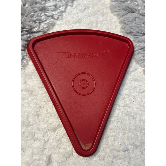 VTG 1980s Tupperware Pie Slice Wedge Container Lid | Red Triangle Cover, 6" - Picture 2 of 5